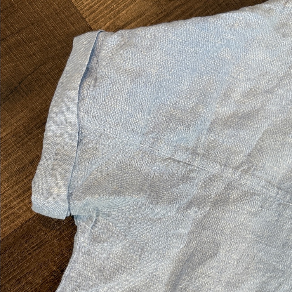 Tahari Light Blue 100% linen Button-Down blouse - Picture 8 of 10